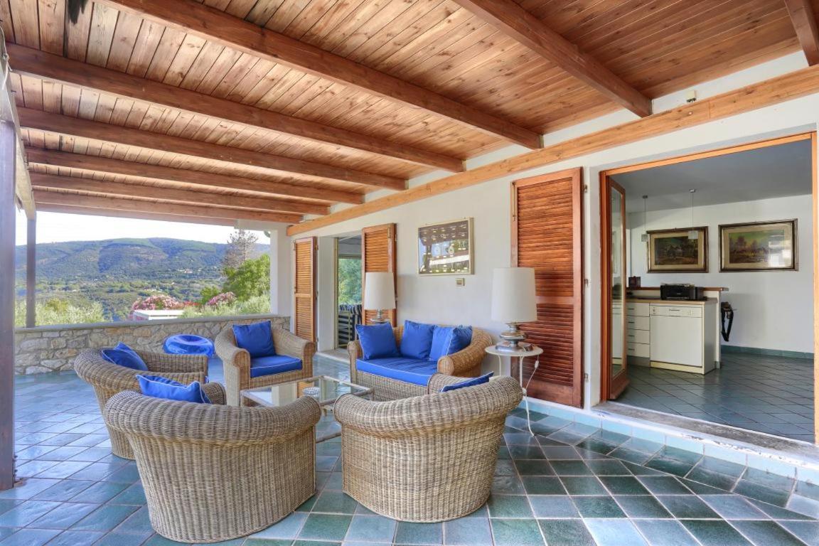 Residence Les Oliviers Porto Azzurro Eksteriør billede