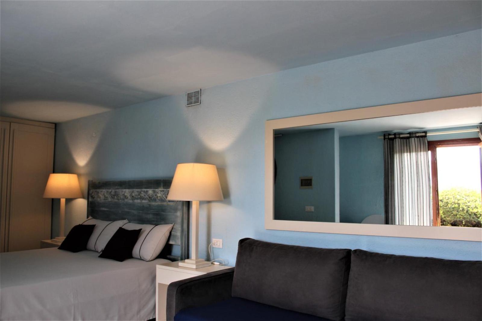 Residence Les Oliviers Porto Azzurro Eksteriør billede
